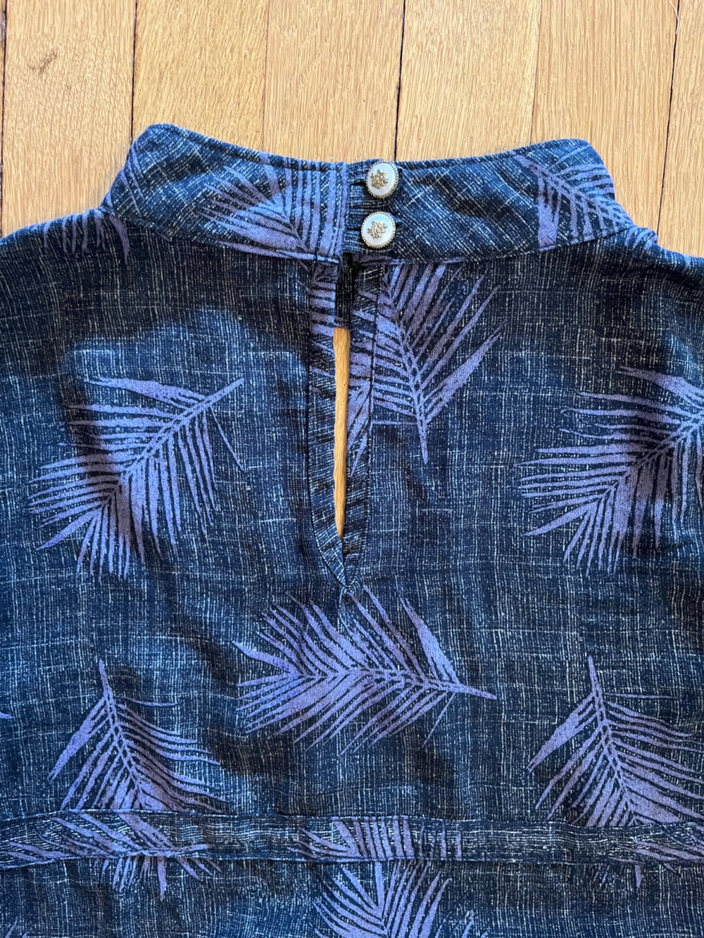 Short Sleeve Navy A-line Dress with Purple Leaf Print— Size M - Picture 5 of 6